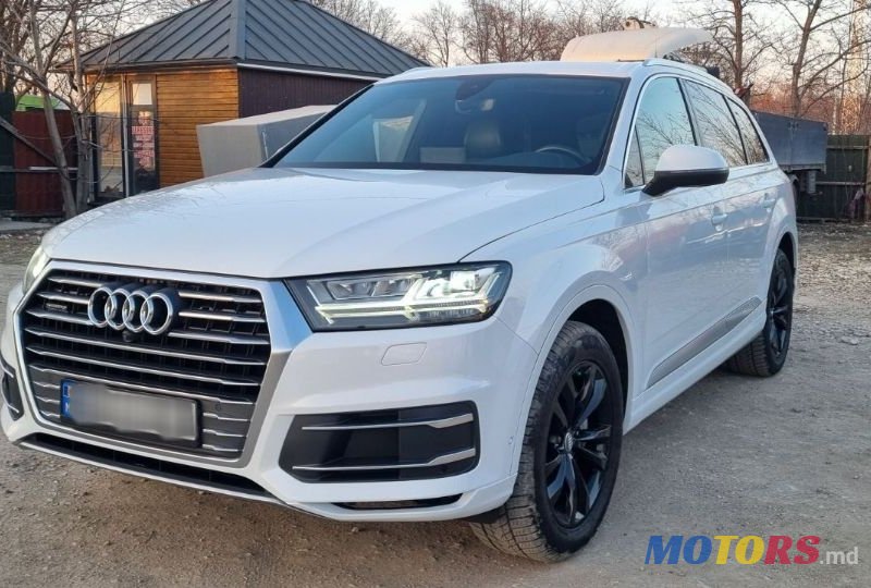 2019' Audi Q7 photo #2