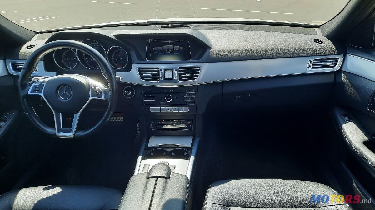 2015' Mercedes-Benz E Класс photo #6