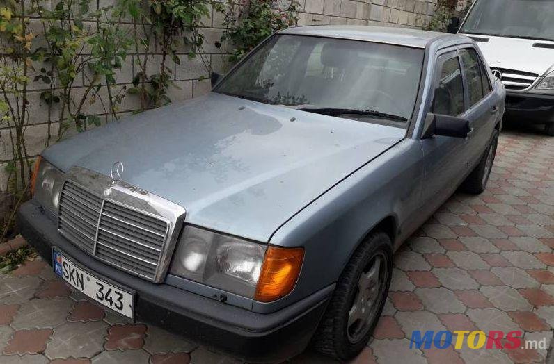 1988' Mercedes-Benz 124 photo #1