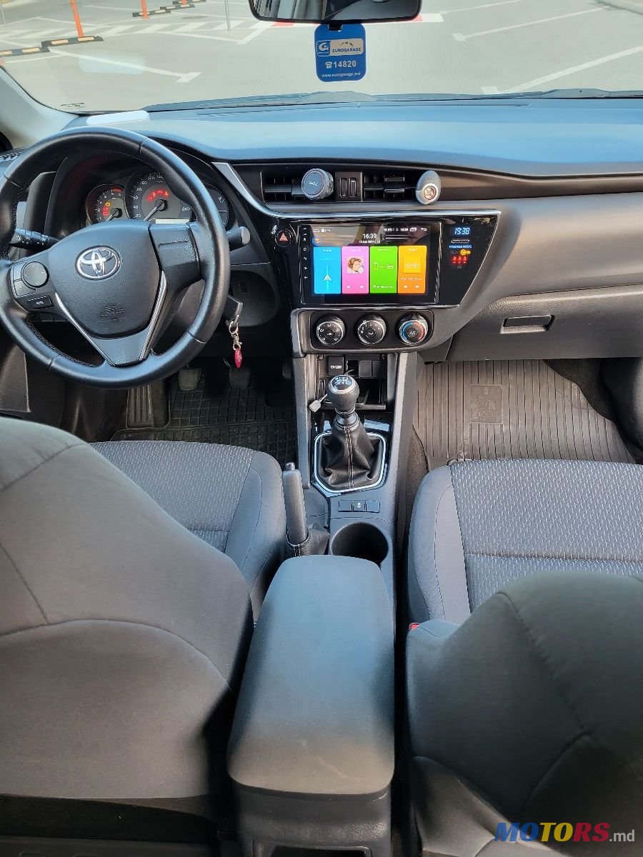 2017' Toyota Corolla photo #5