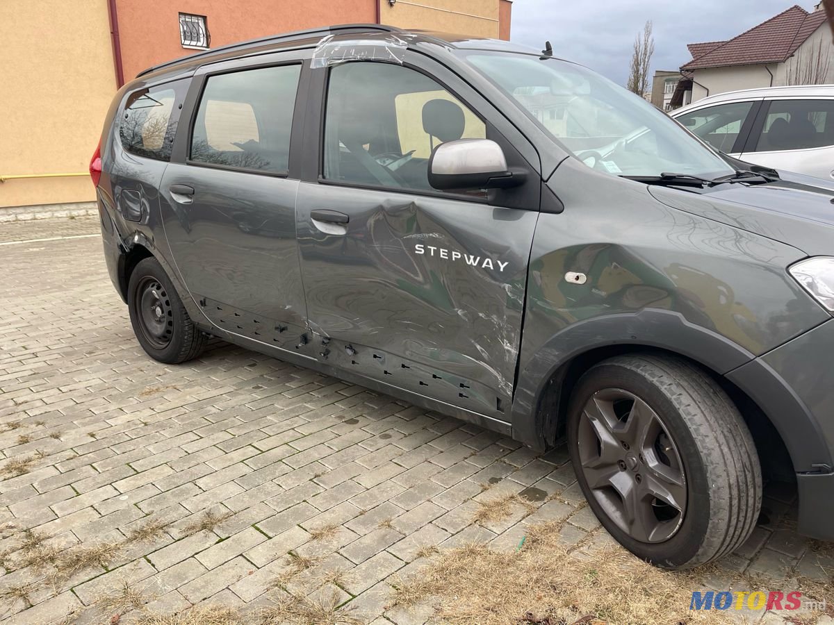 2017' Dacia Lodgy photo #5