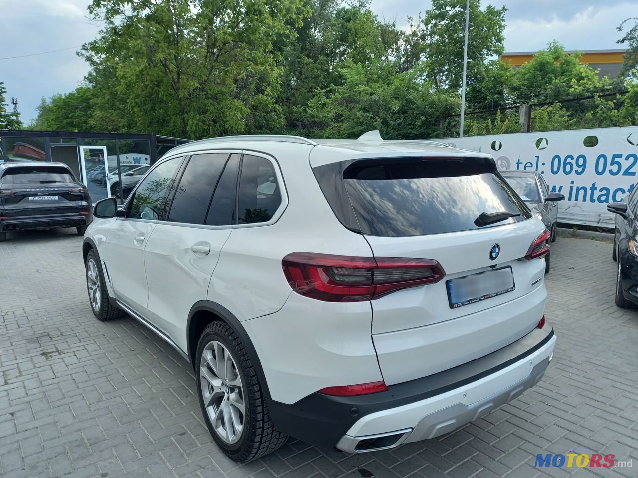 2021' BMW X5 photo #5