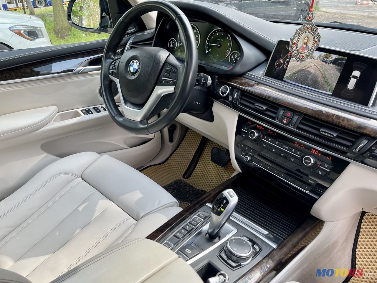 2016' BMW X5 photo #6