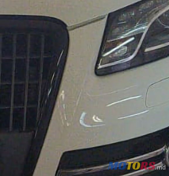 2010' Audi Q5 photo #2