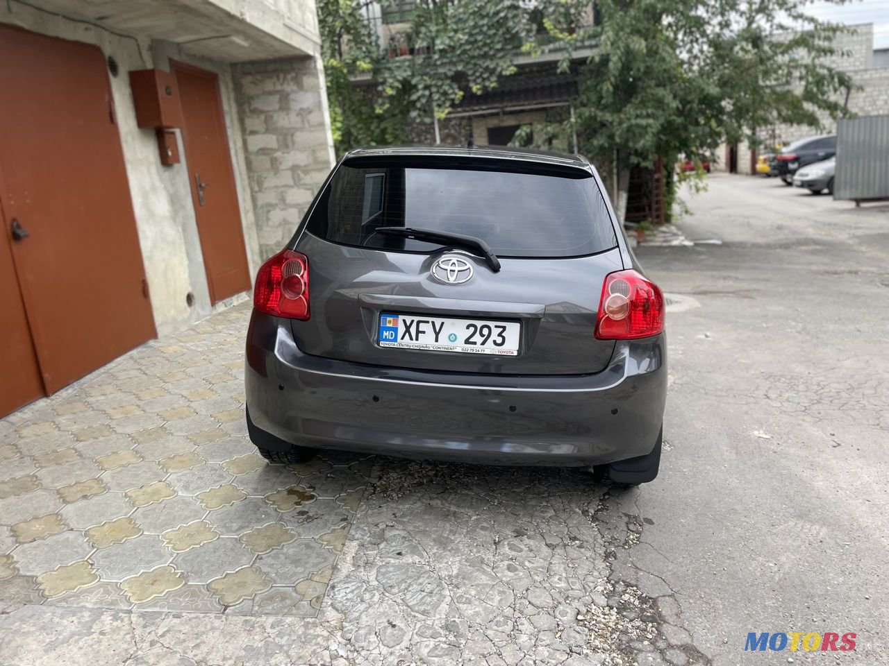 2007' Toyota Auris photo #6