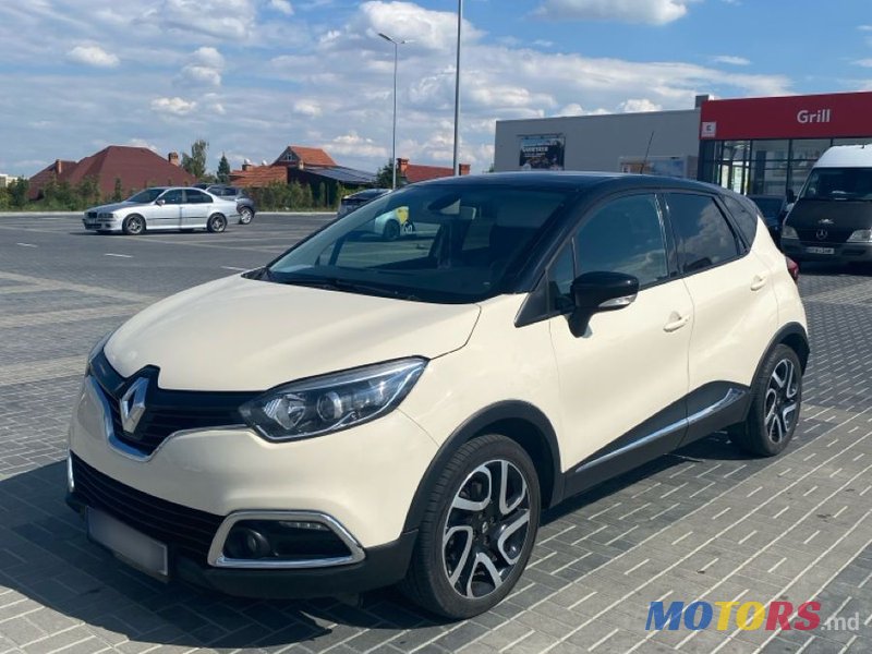 2015' Renault Captur photo #1