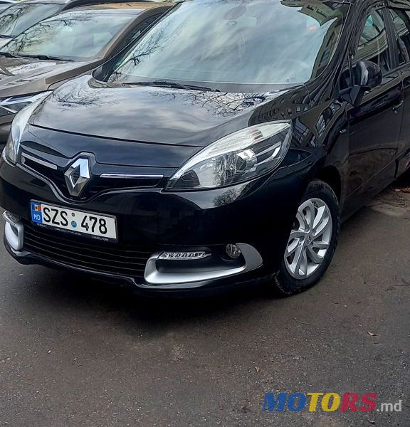 2014' Renault Grand Scenic photo #1