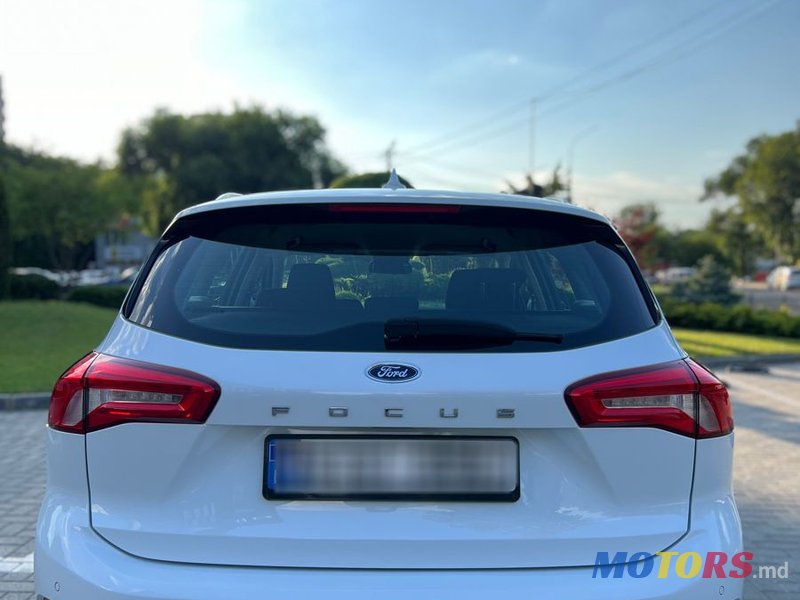 2019' Ford Focus photo #5