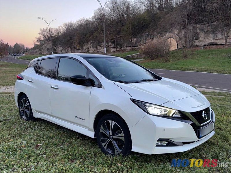 2019' Nissan Leaf photo #1