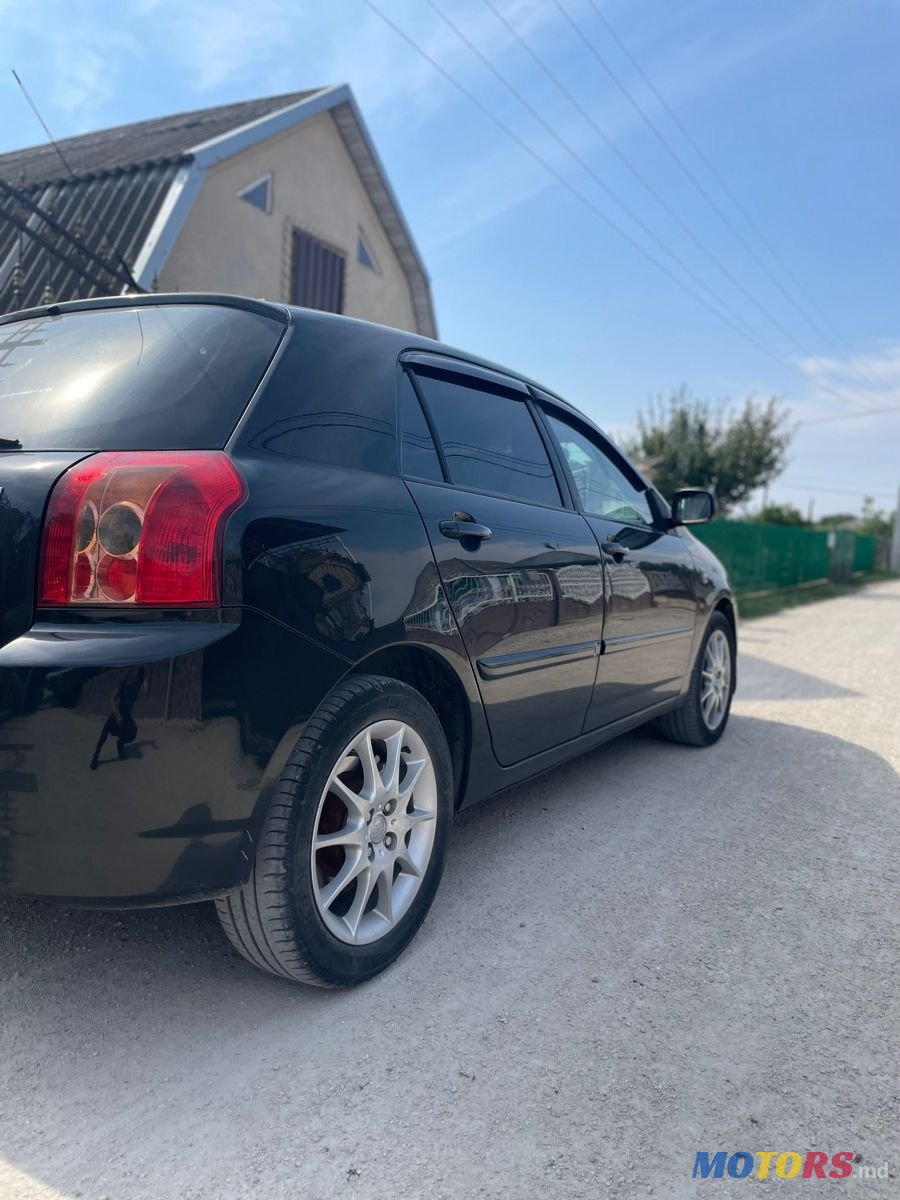 2006' Toyota Corolla photo #2