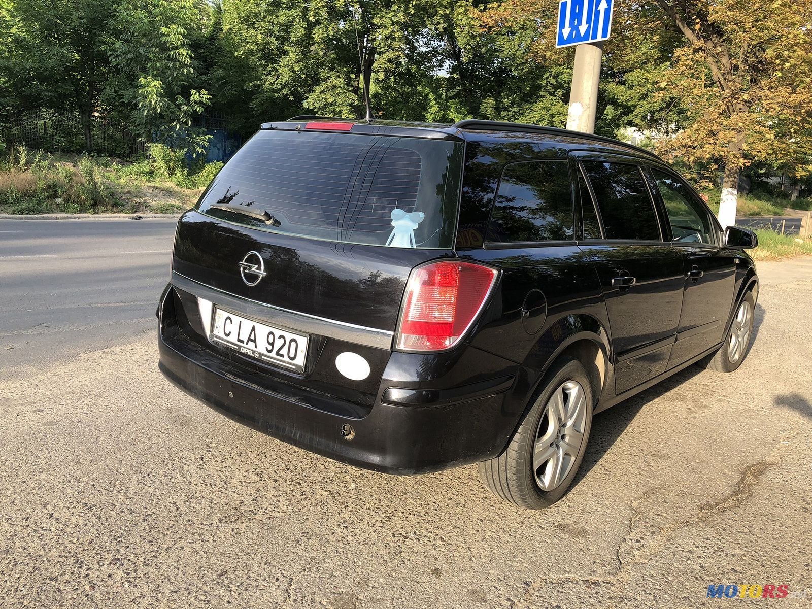 2009' Opel Astra H Универсал photo #6