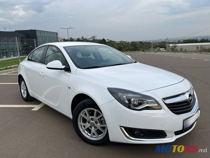 2015' Opel Insignia photo #2