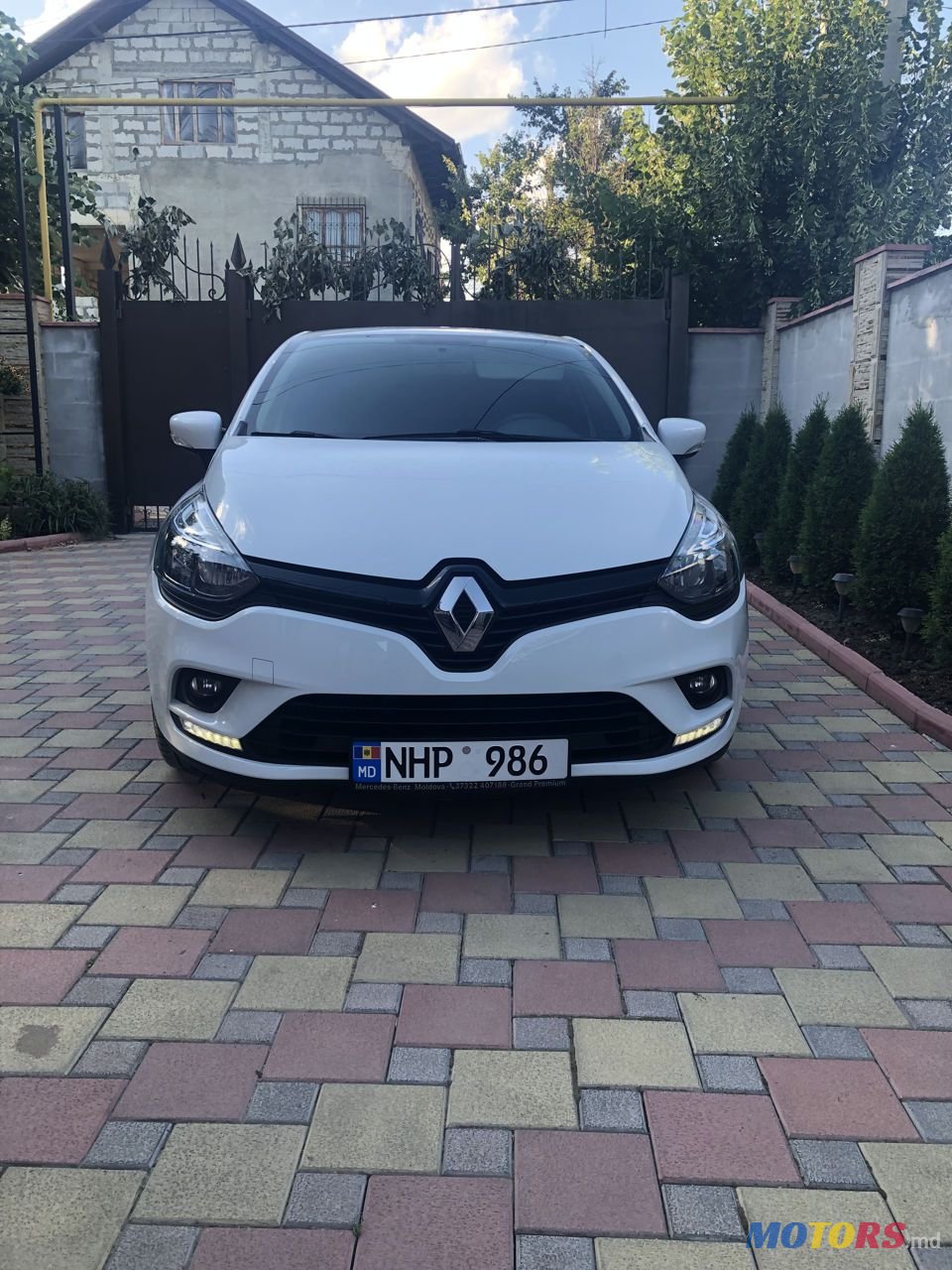 2019' Renault Clio photo #4