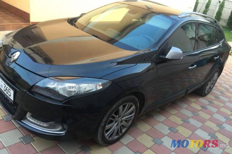 2012' Renault Megane photo #1