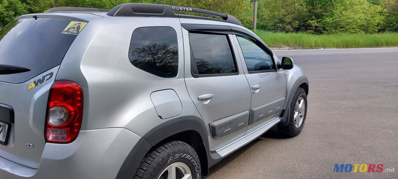 2010' Dacia Duster photo #2