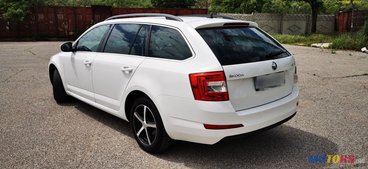 2016' Skoda Octavia photo #3