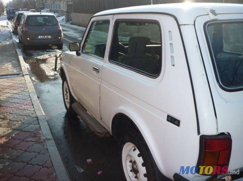 2002' ВАЗ Niva 4X4 photo #1