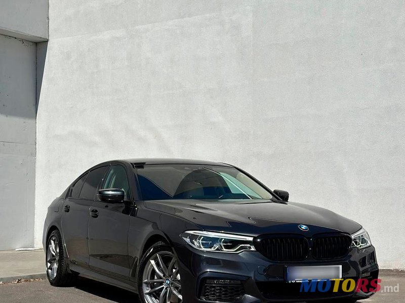 2017' BMW 5 Series photo #1