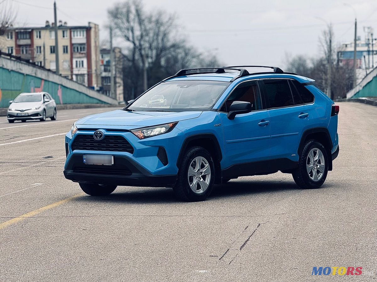 2020' Toyota RAV4 photo #1