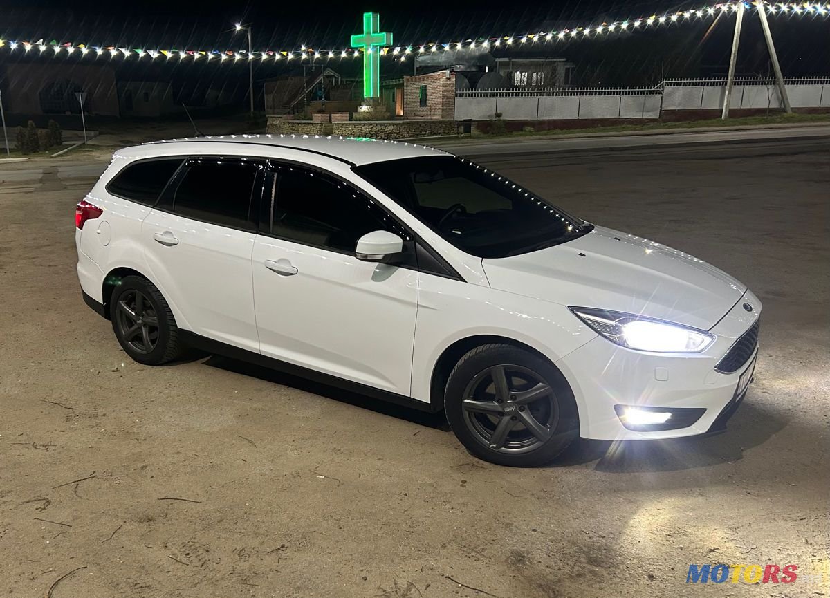 2017' Ford Focus photo #4