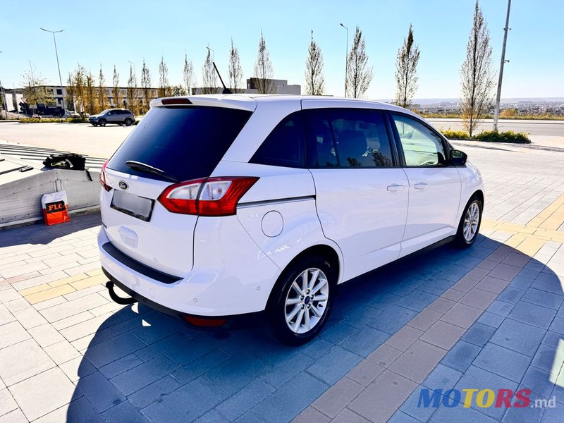 2018' Ford Grand C-MAX photo #4