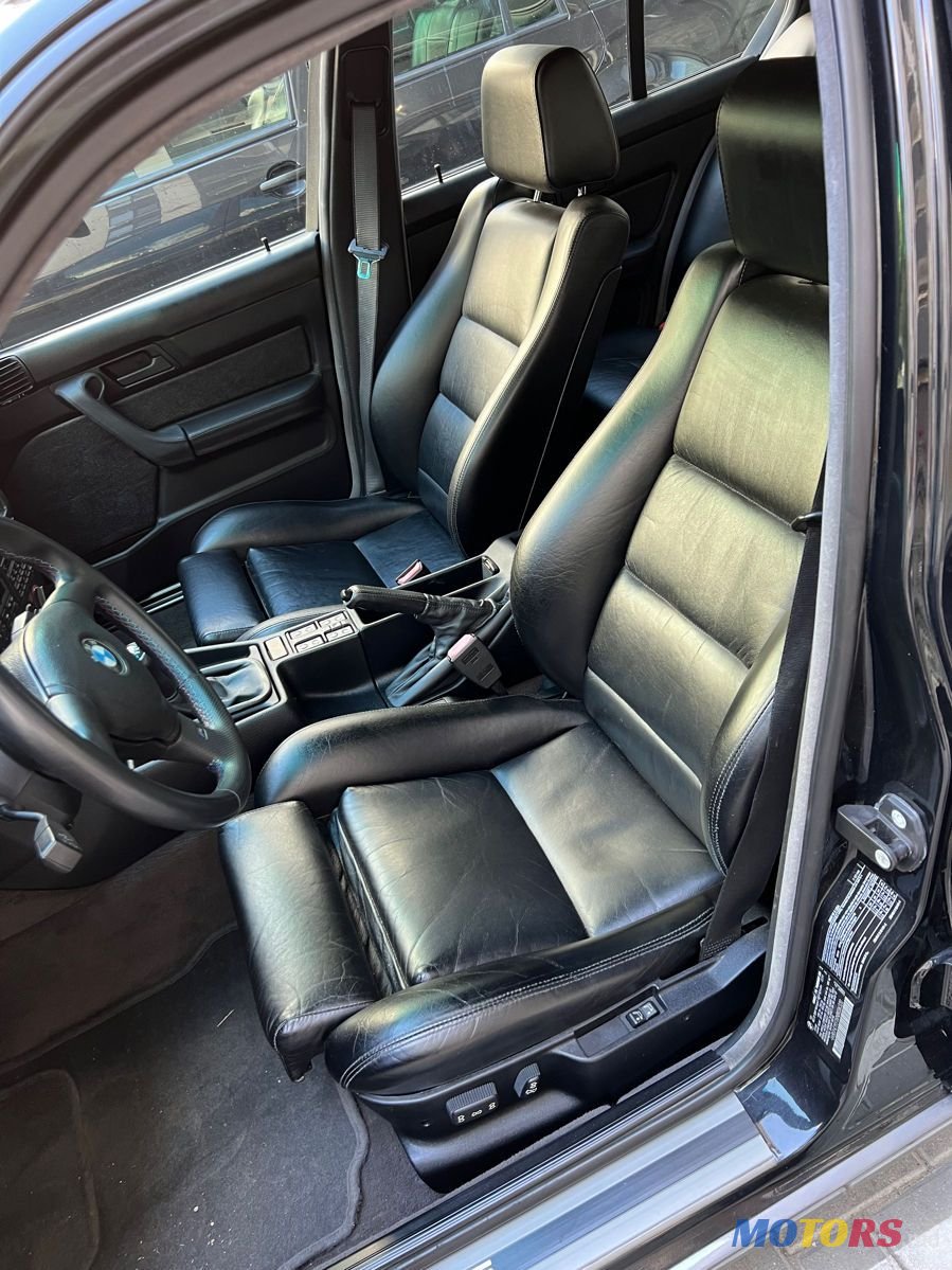 1992' BMW 5 Series photo #6