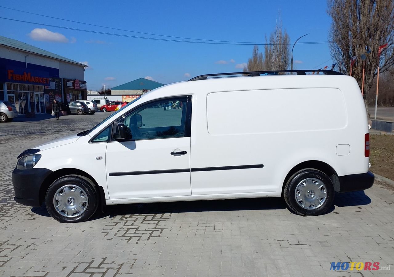 2011' Volkswagen Caddy photo #4