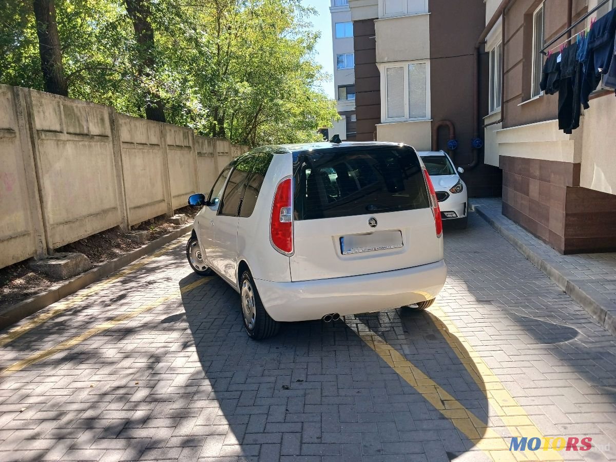 2010' Skoda Roomster photo #4