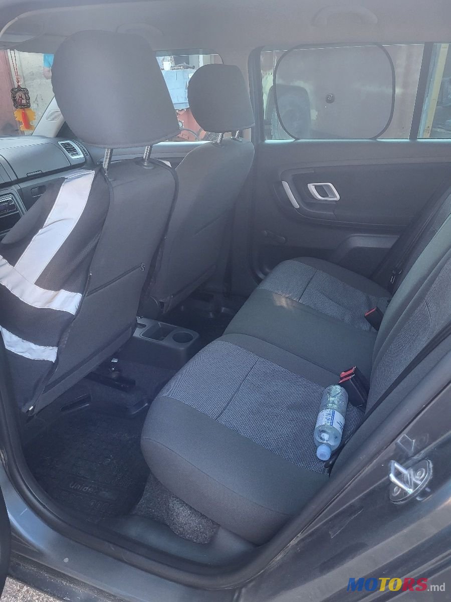 2008' Skoda Fabia photo #2