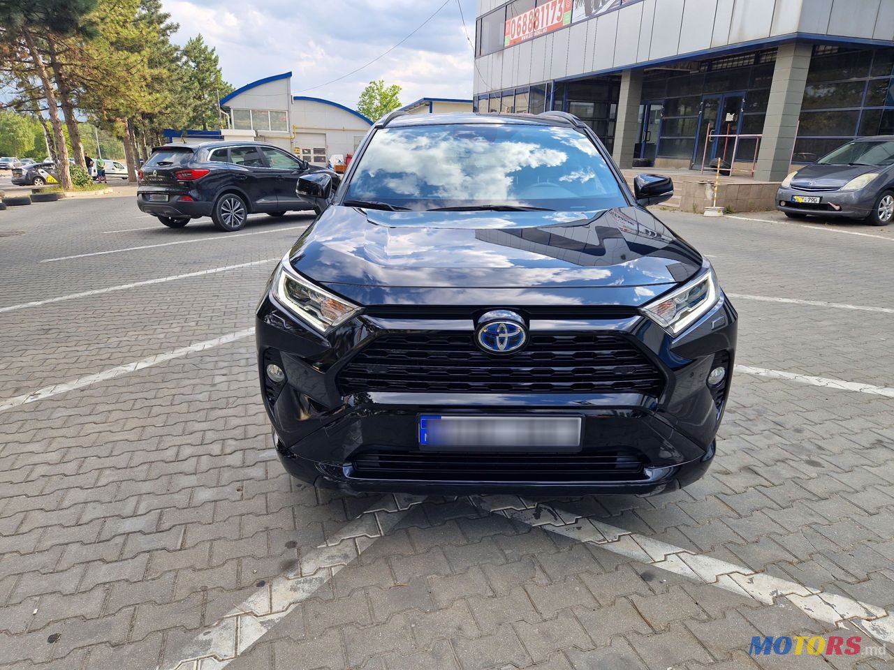 2021' Toyota RAV4 photo #4