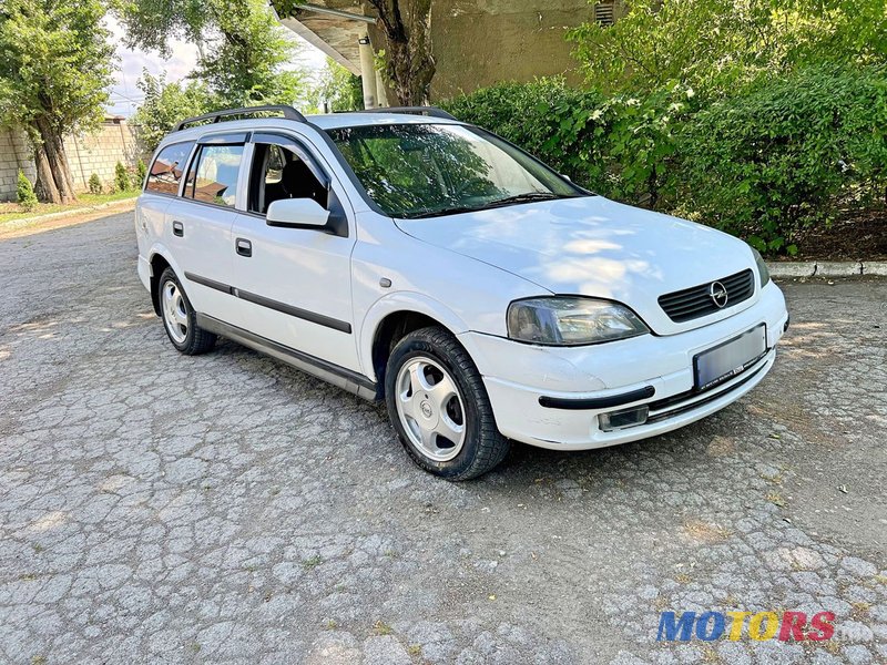 2006' Opel Astra photo #1