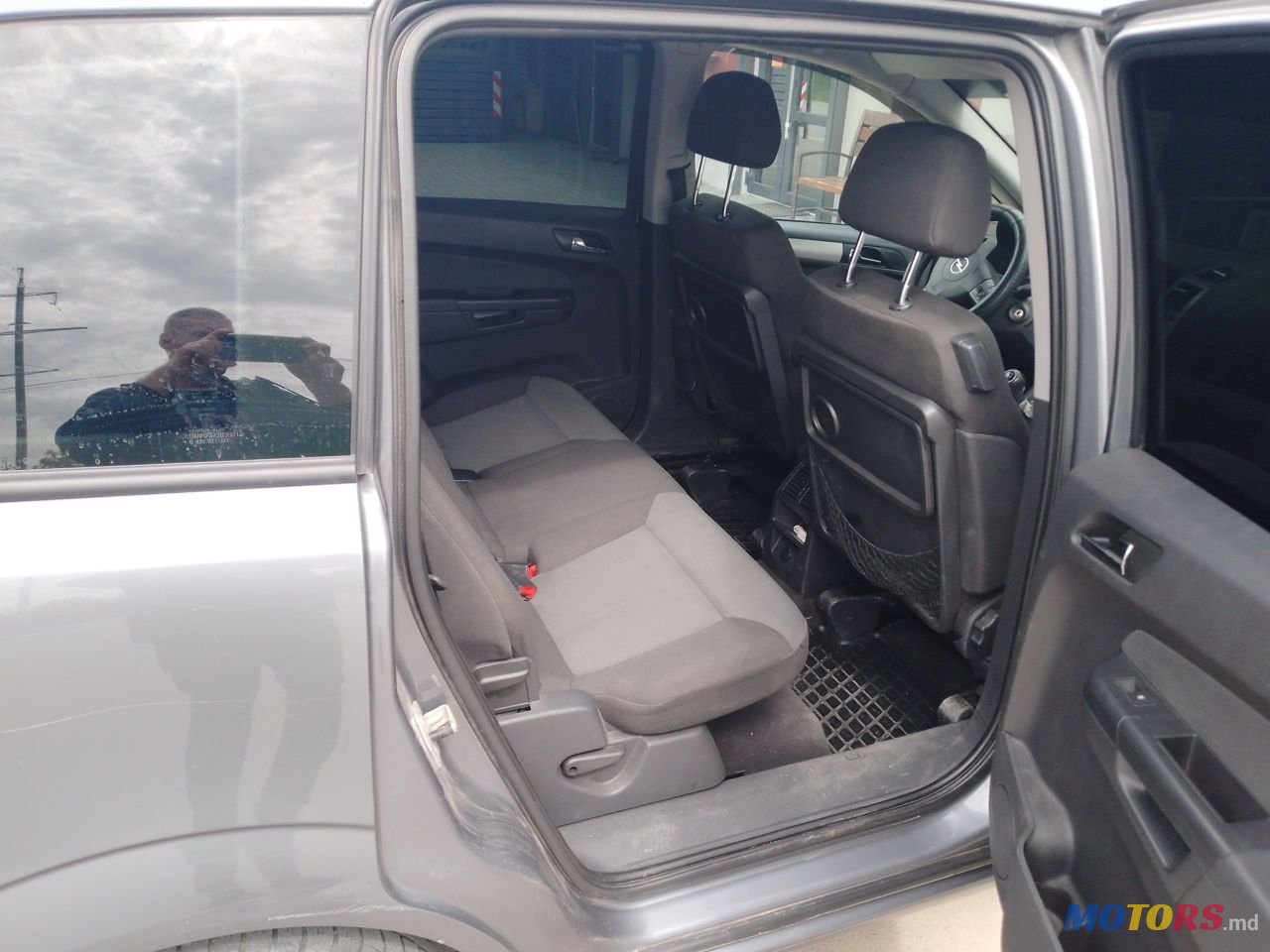 2006' Opel Zafira photo #4