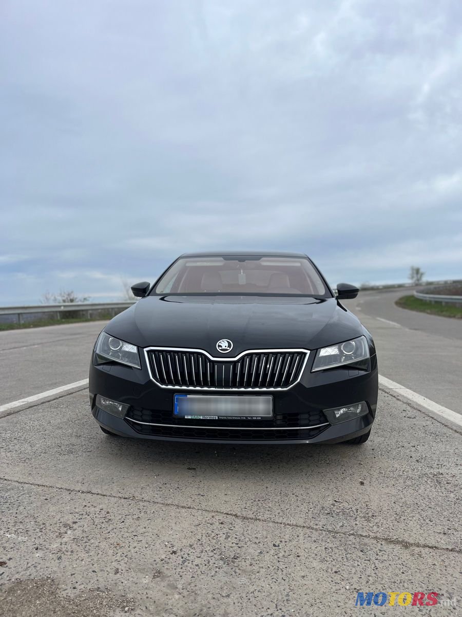 2017' Skoda Superb photo #3