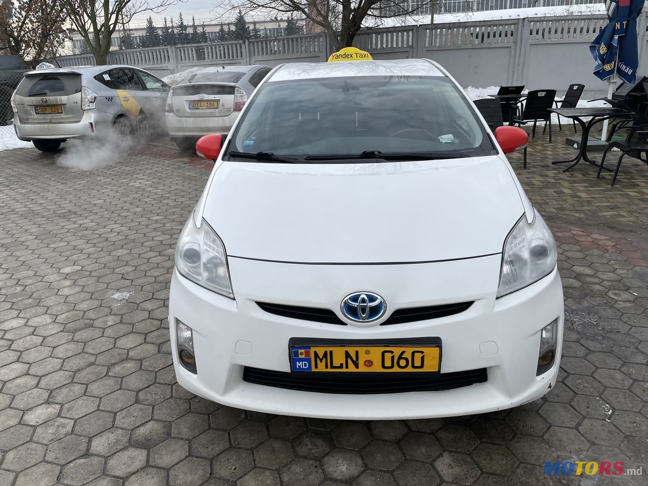 2010' Toyota Prius photo #3