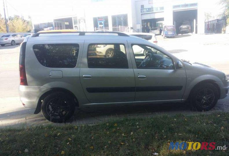 2010' Dacia Logan photo #1