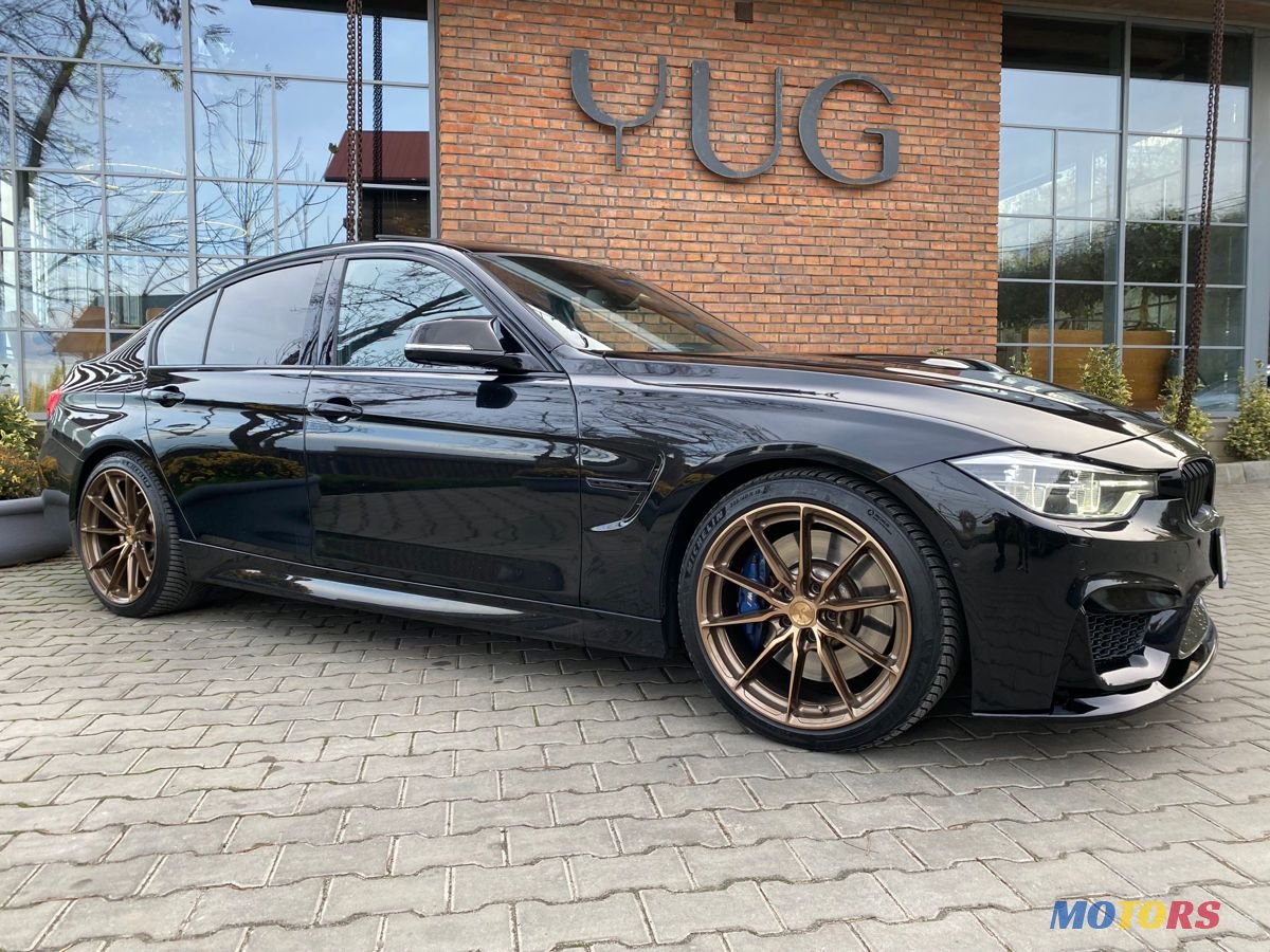 2016' BMW 3 Series photo #1