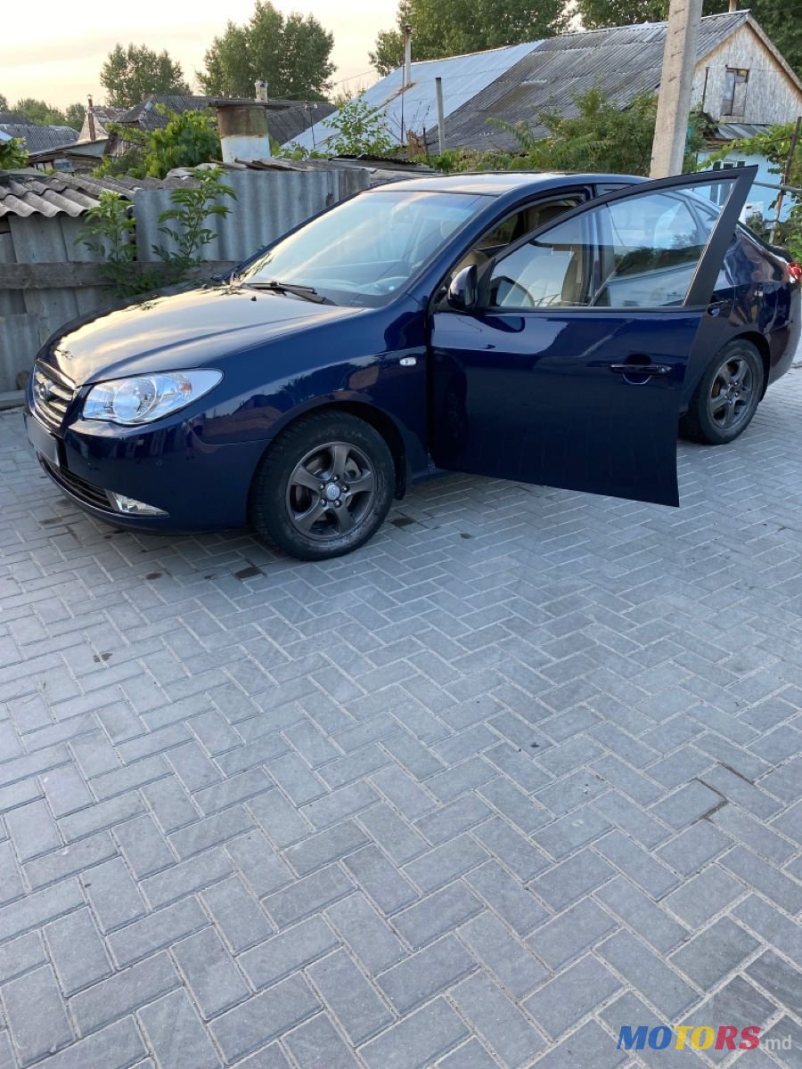 2008' Hyundai Elantra photo #2