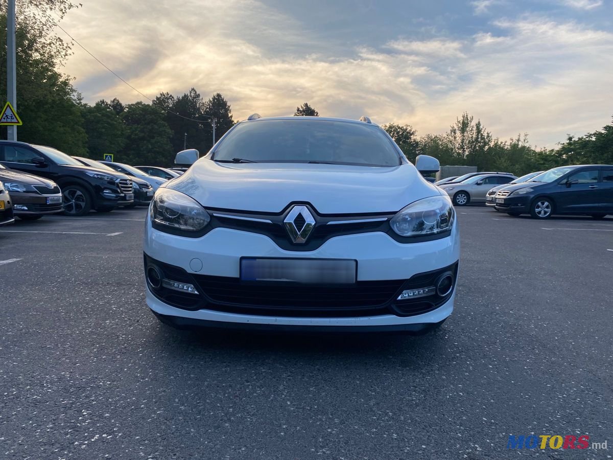 2014' Renault Megane photo #2