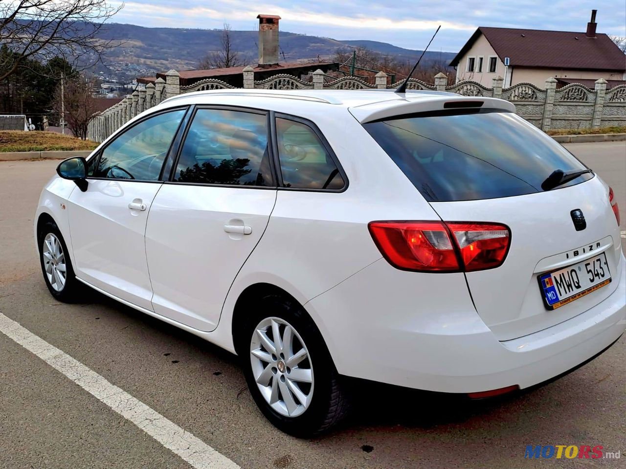 2012' SEAT Ibiza photo #3