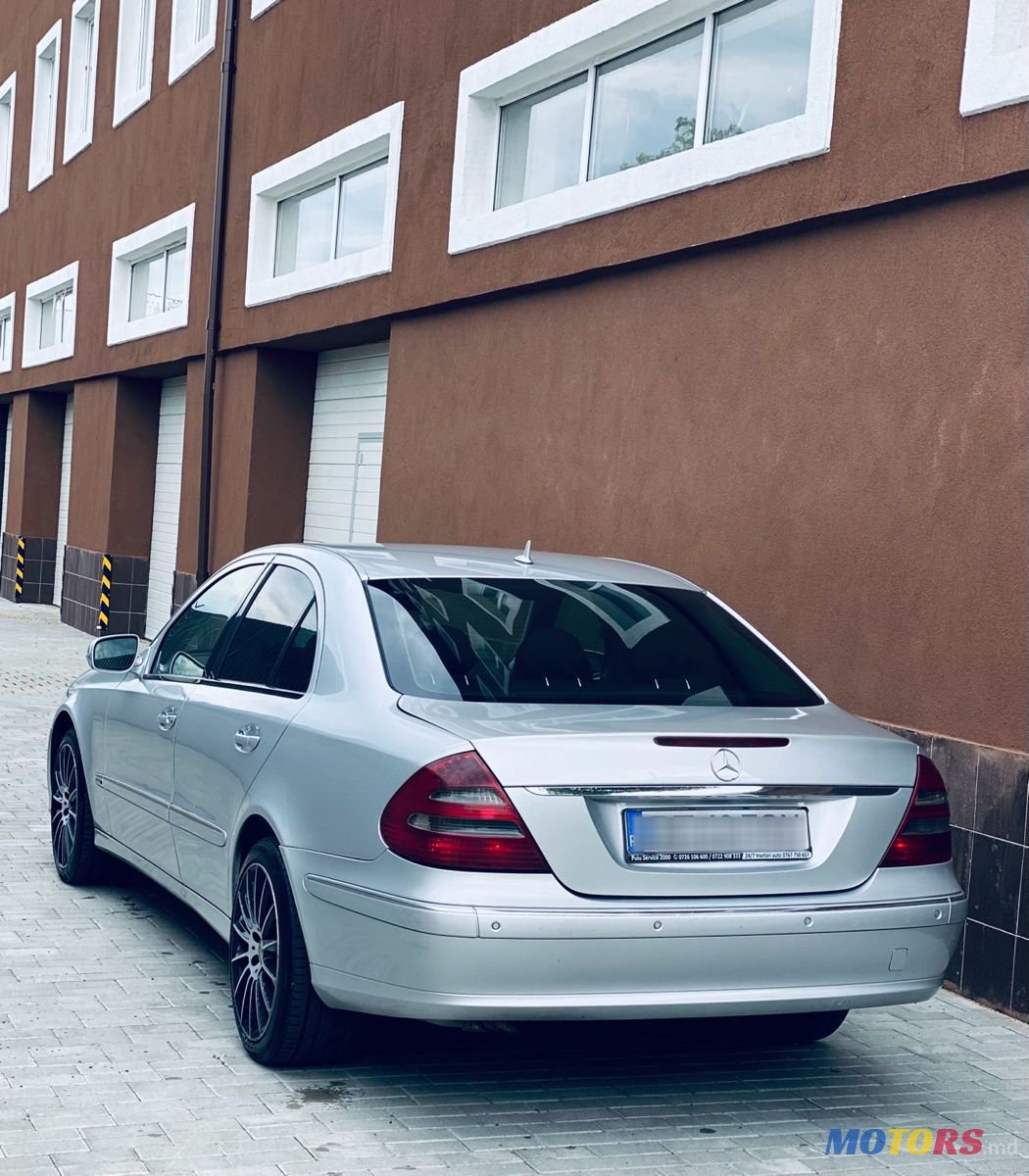 2008' Mercedes-Benz E Класс photo #4