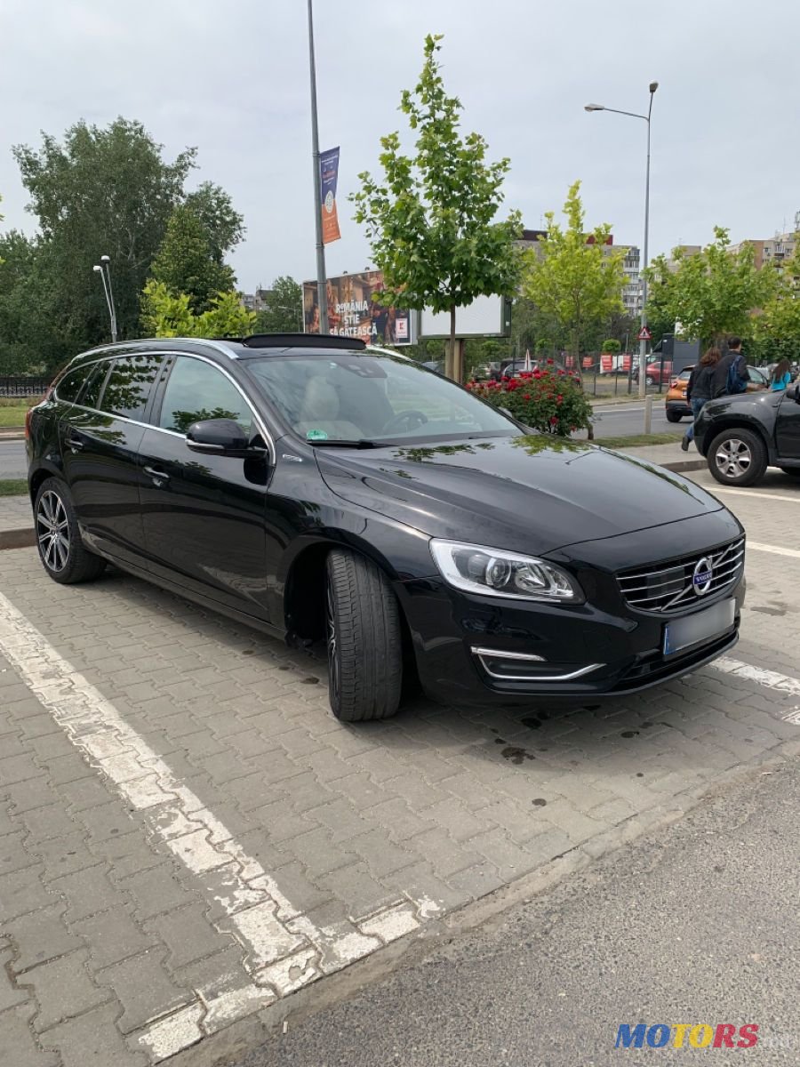 2015' Volvo V60 photo #2