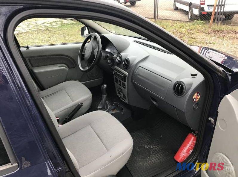 2010' Dacia Logan photo #1