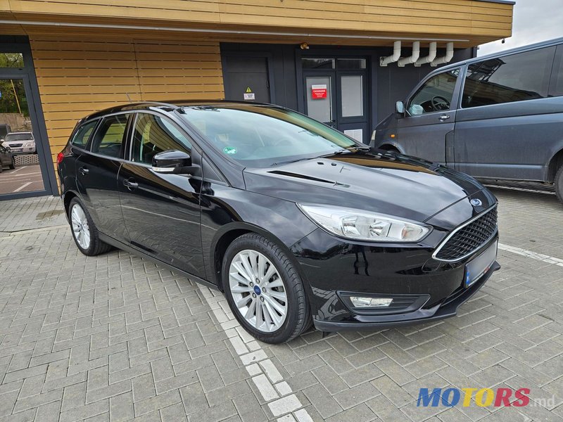 2017' Ford Focus photo #4