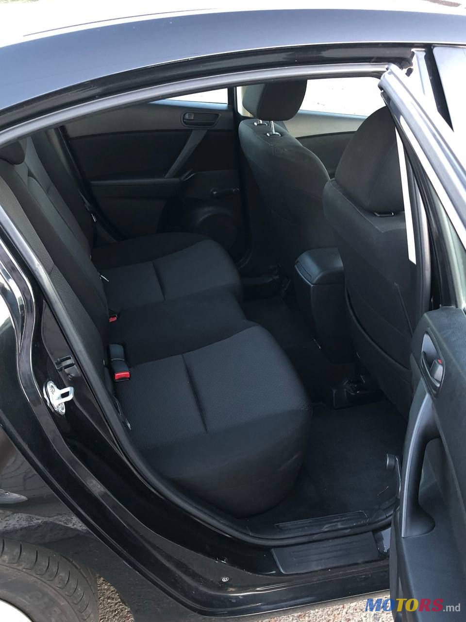 2009' Mazda 3 photo #5