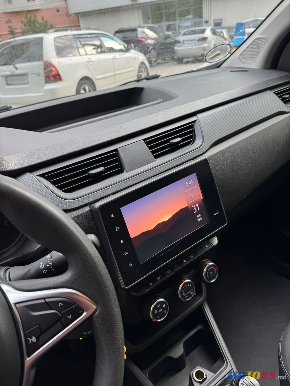 2021' Renault Express photo #6