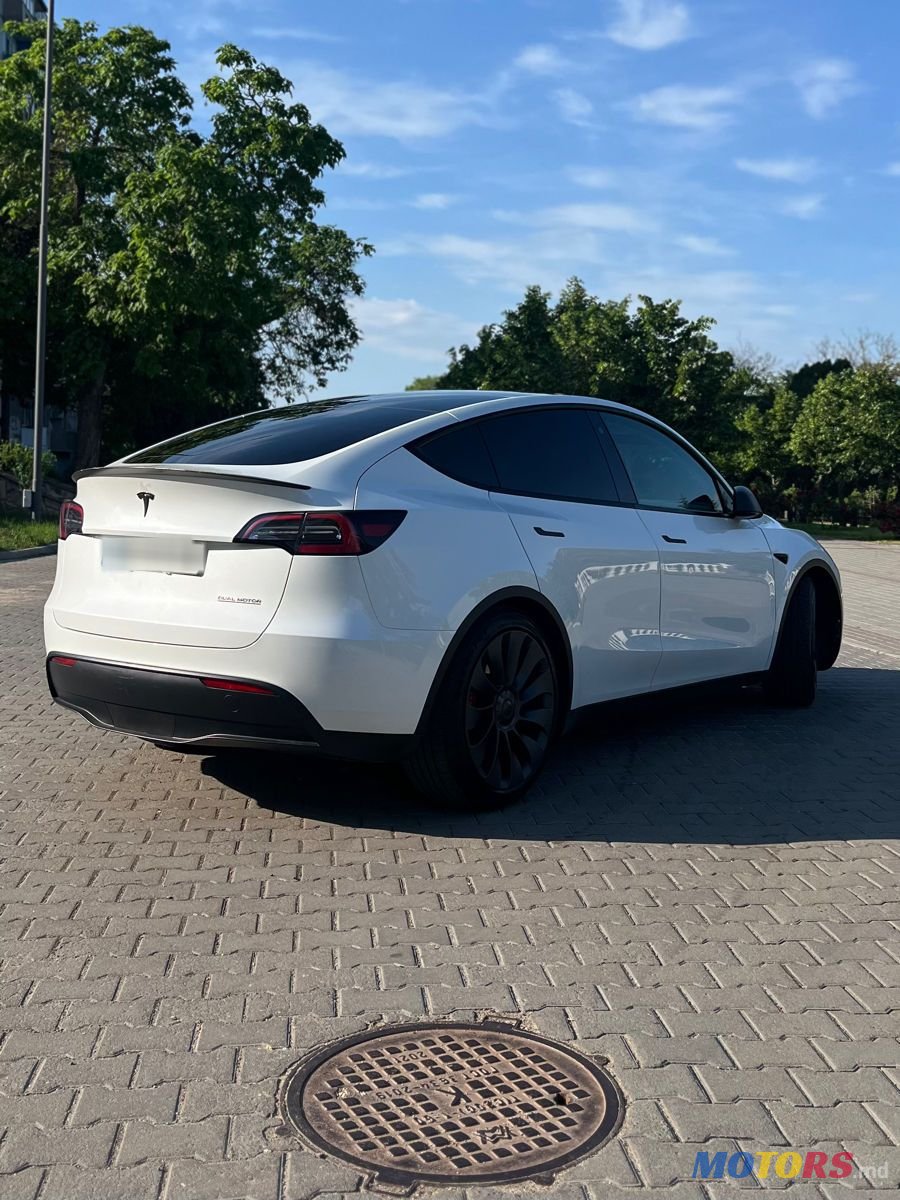 2023' Tesla Model Y photo #3