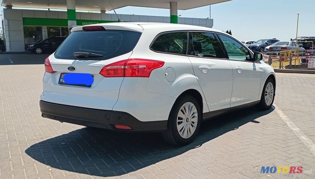 2016' Ford Focus photo #4