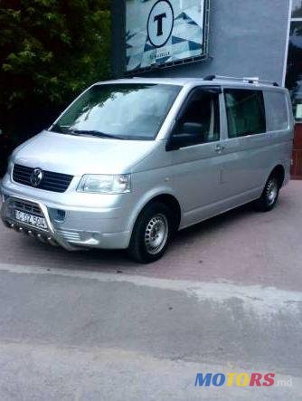 2005' Volkswagen Transporter photo #1