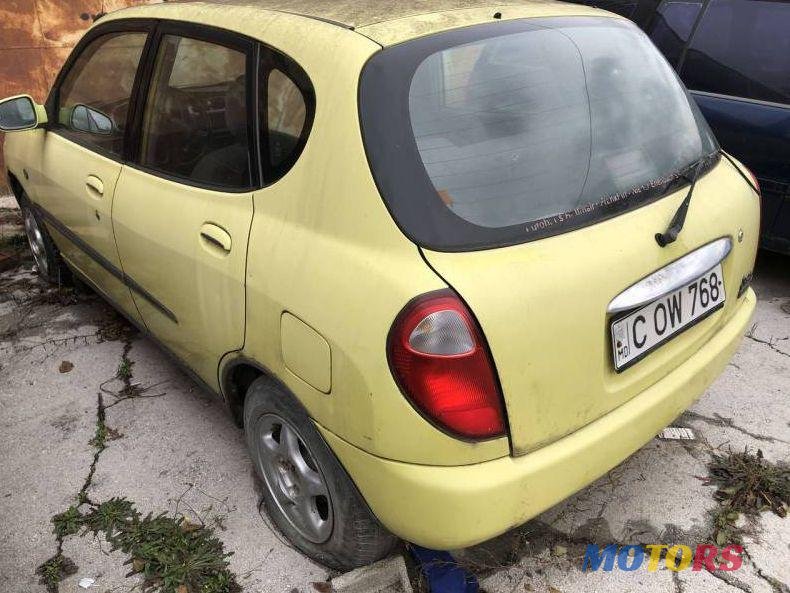 1998' Daihatsu Sirion photo #2