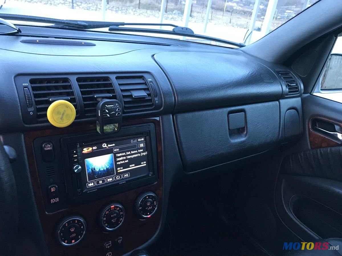 2003' Mercedes-Benz M Класс photo #1